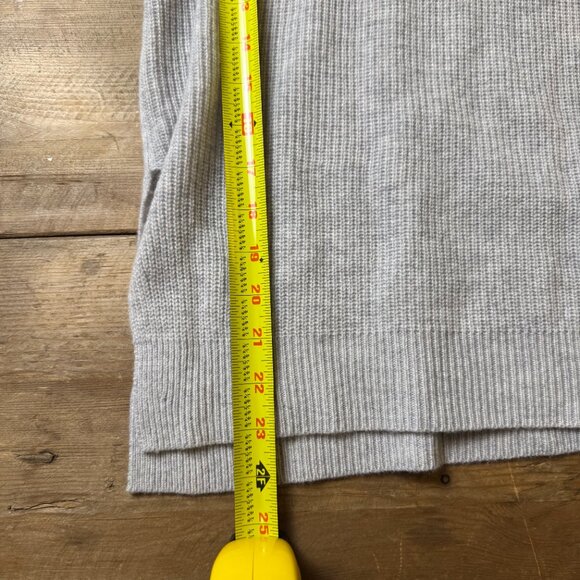 Theory | Size M | 100% Cashmere Gray Turtleneck Sweater - Picture 9 of 10